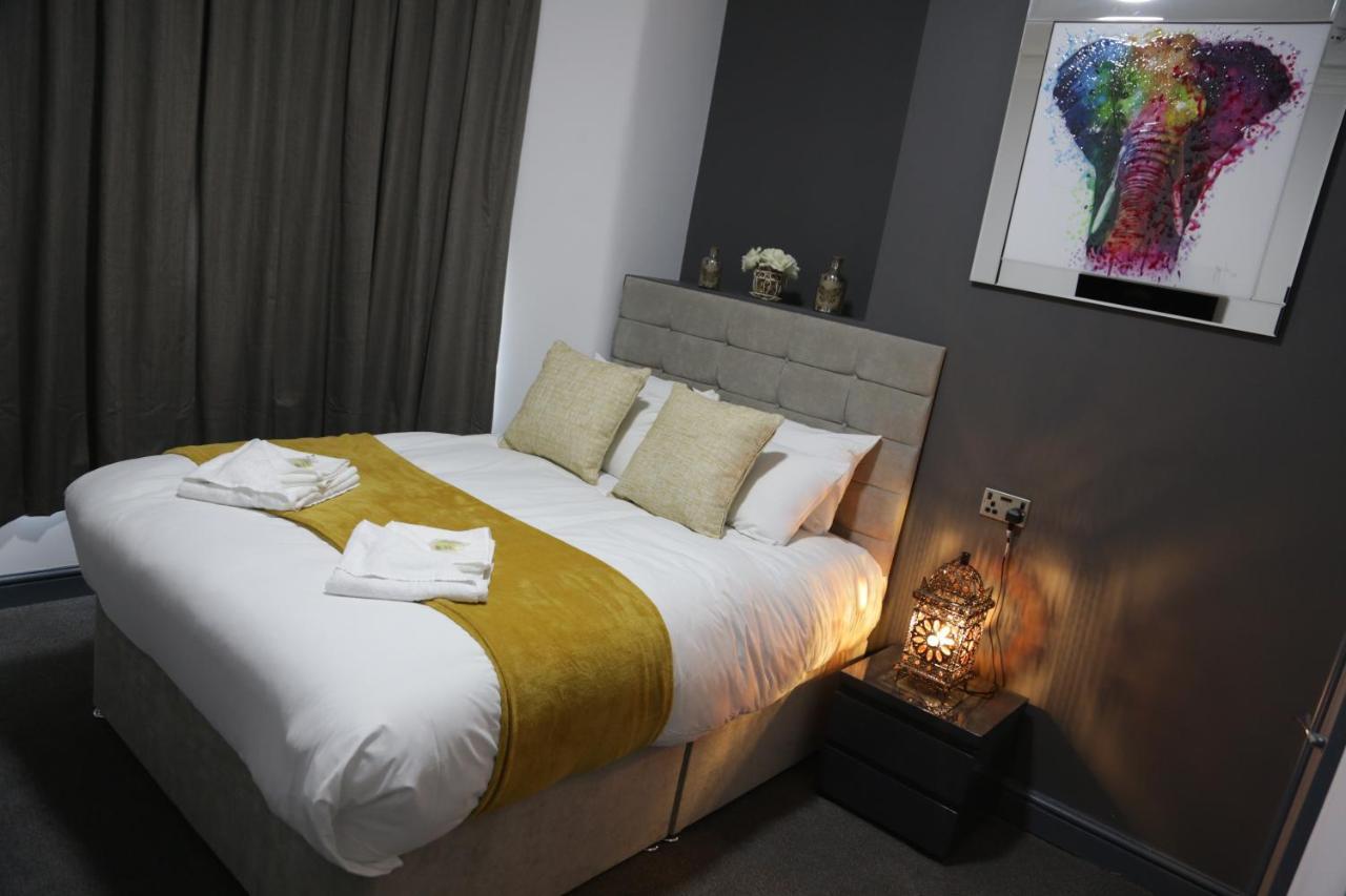 Park City Suites Hotel Manchester Exteriér fotografie
